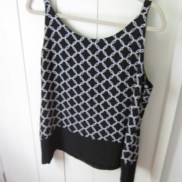 Chico's Black and White Sleeveless Blouse - Picture 2 of 4